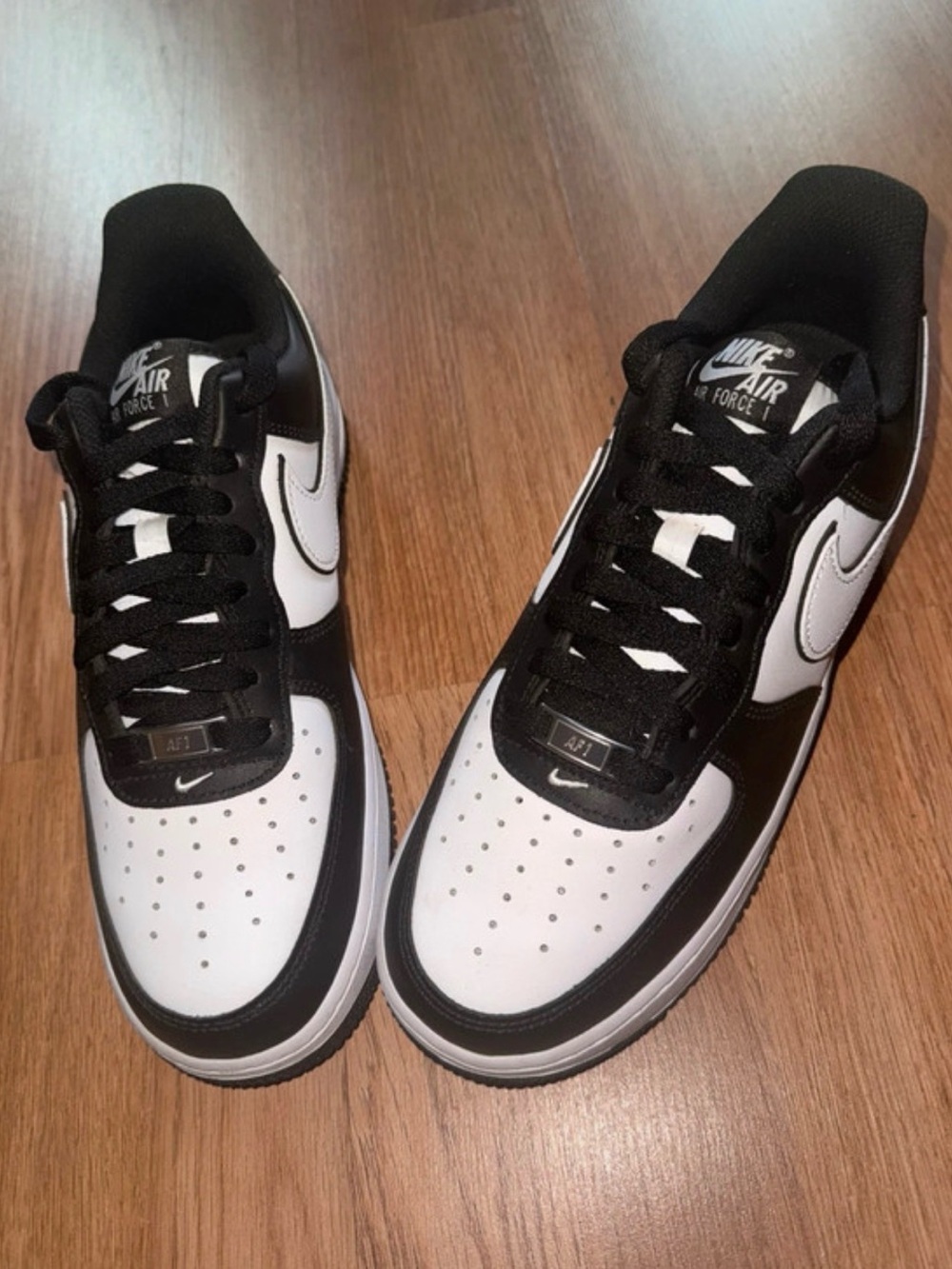 Nike Air Force 1 '07 'White Swoosh Panda